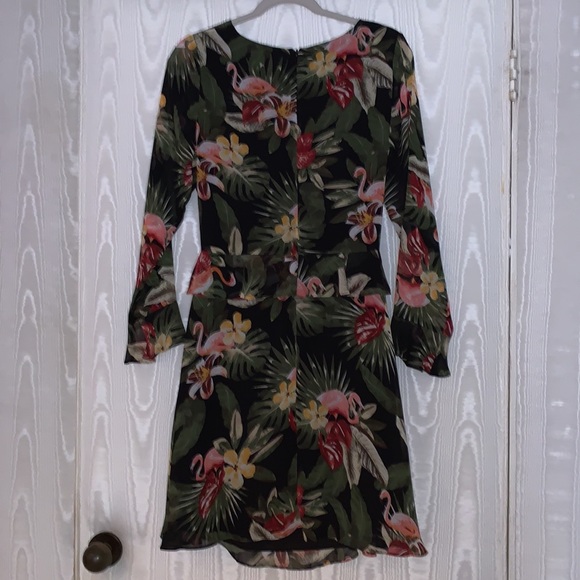 Women’s Sam Edelman Long Trumpet Sleeve Dress in Tropical Flamingo Design - Picture 8 of 9